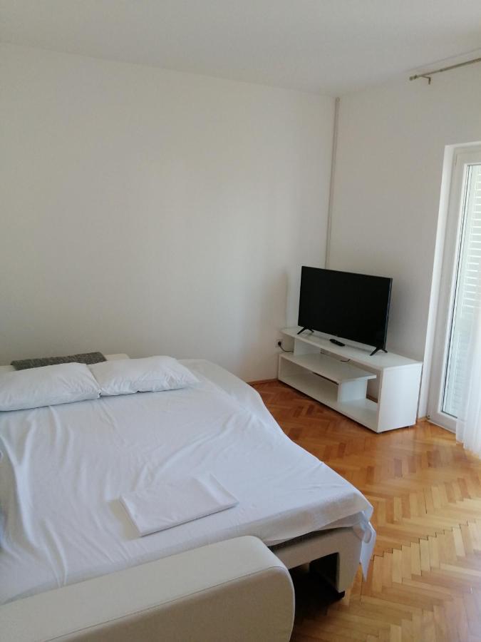Apartment Rab Town Eksteriør bilde