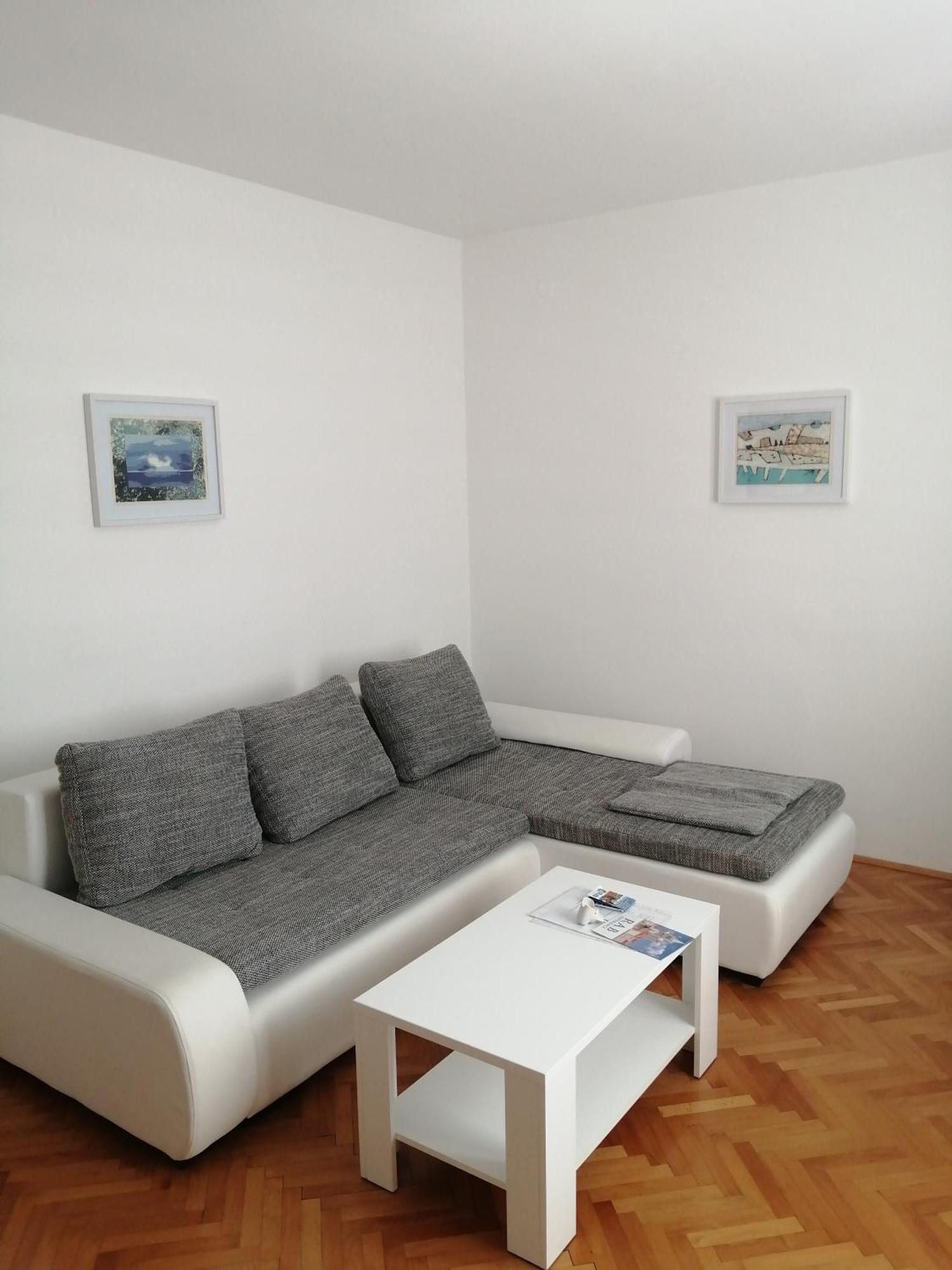 Apartment Rab Town Eksteriør bilde