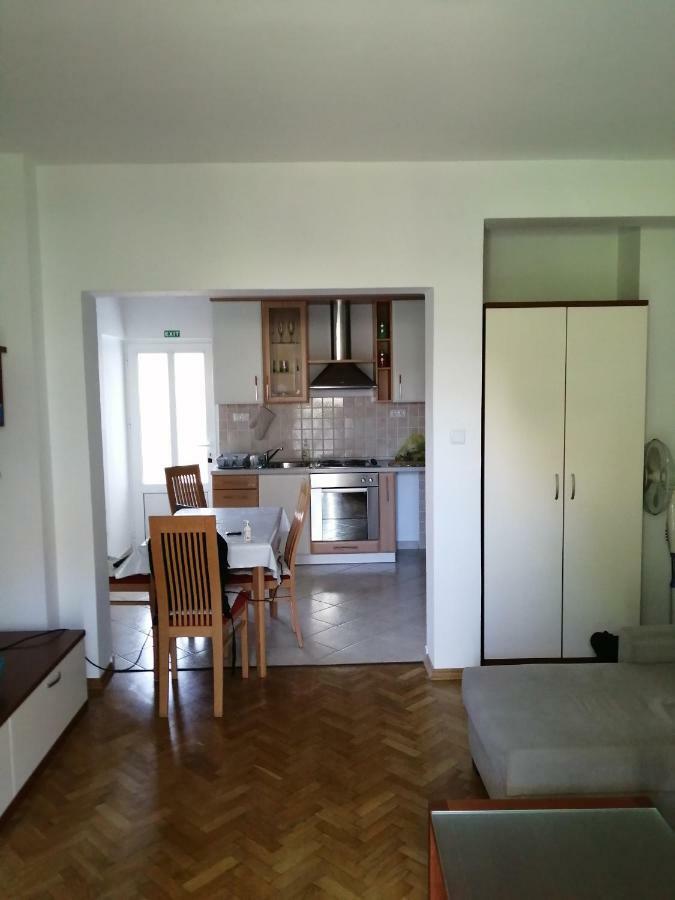 Apartment Rab Town Eksteriør bilde